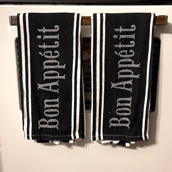Other - Bon Appétit Decorative Kitchen Towels